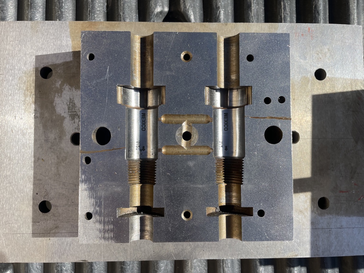 Maquinado CNC de molde industrial GITV